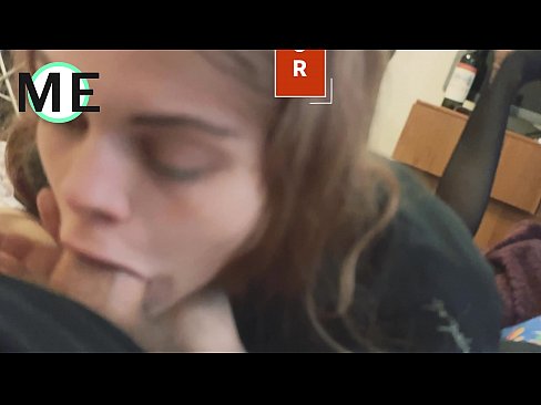❤️ Gerklės penis, suplėšytos pėdkelnės ir suplyšę kulniukai malonu susipažinti ❤️ Porno prie mūsų
